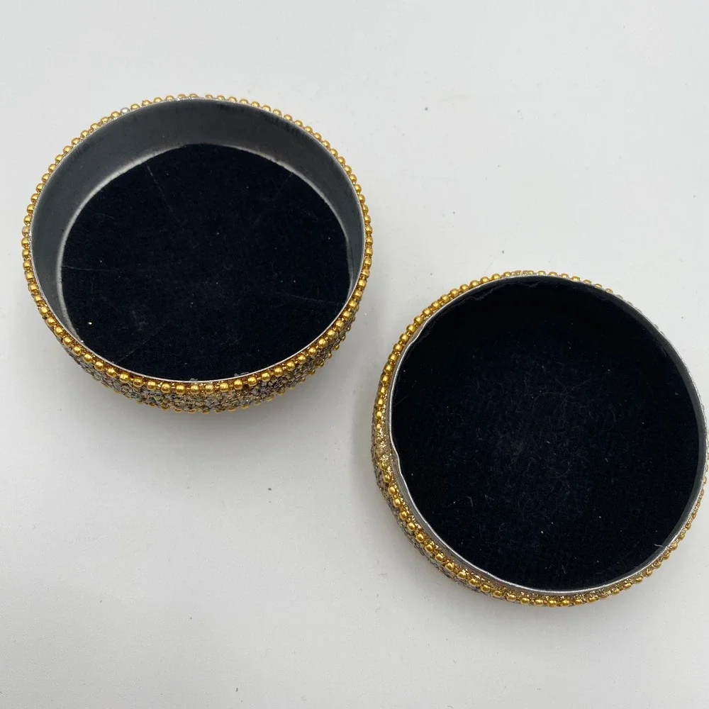 N/A ornate beaded